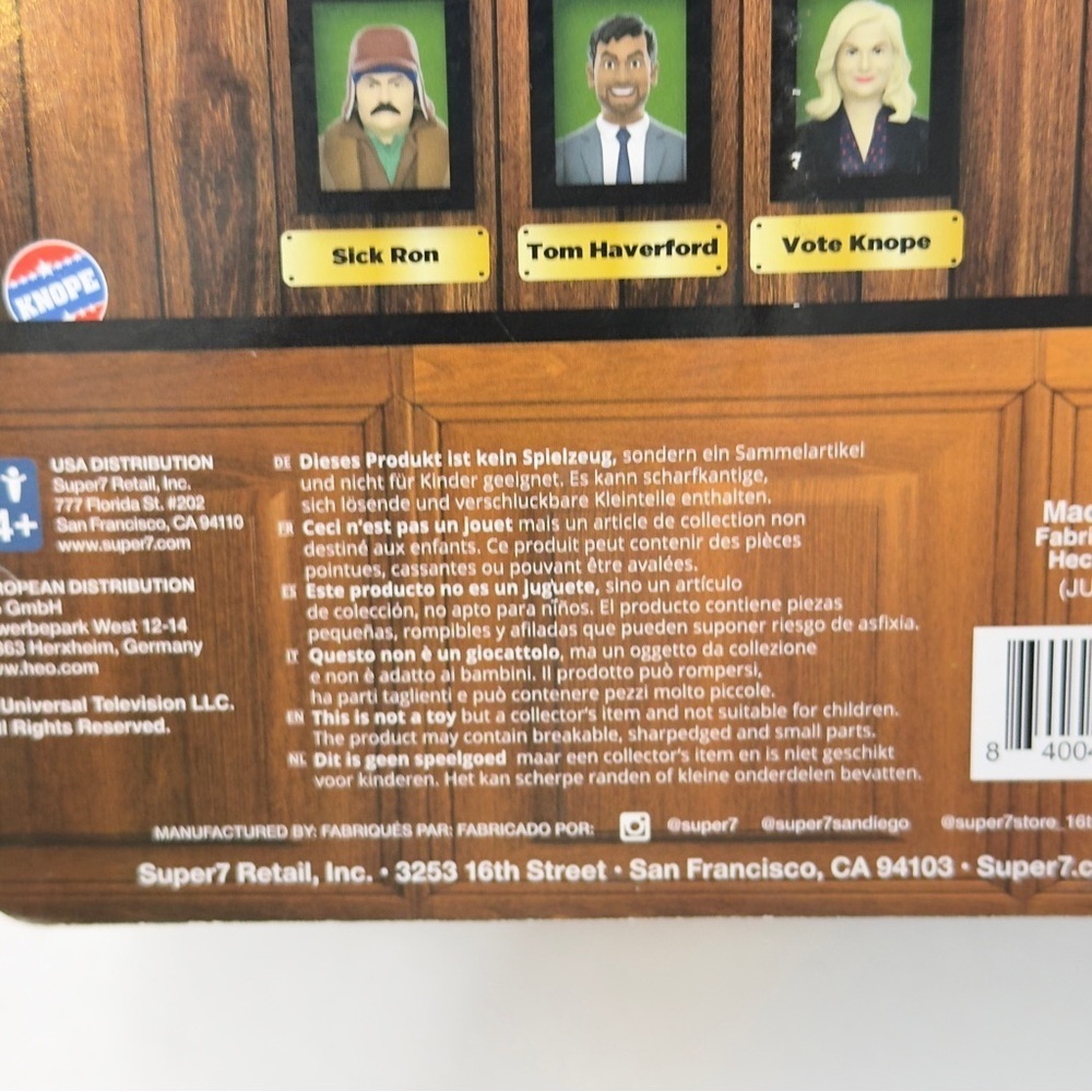 Tom Haverford Parks and Recreation Super7 ReAction Action Figure new Sealed - Picture 7 of 7